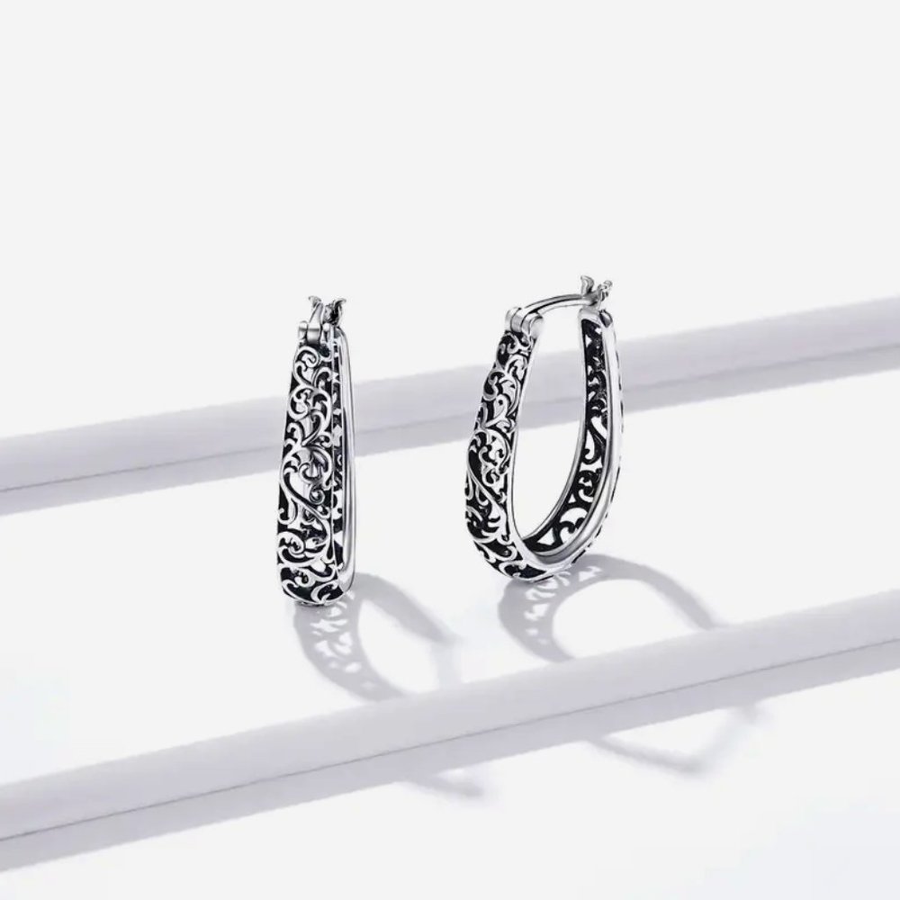 Delicate Vintage Style Carved Flower Pattern • Sterling 925 Silver Earrings